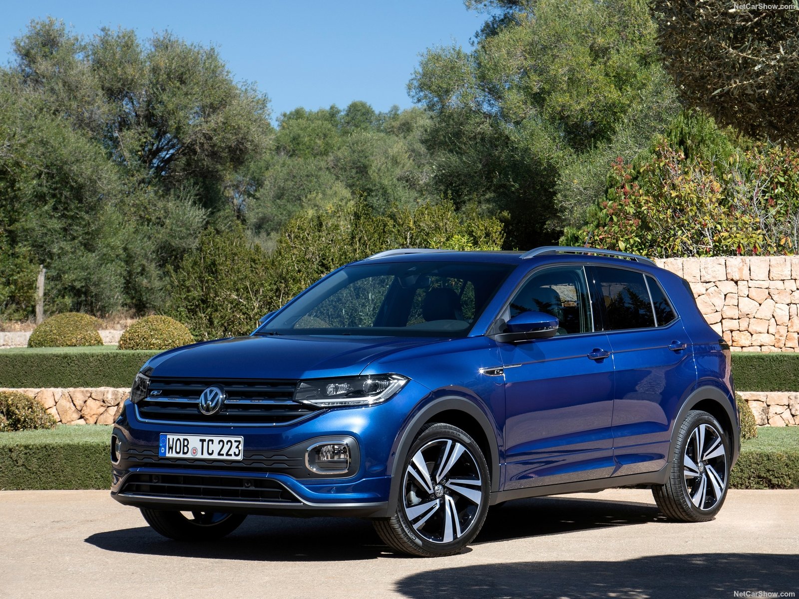 Скачать City Car Driving "2019 Volkswagen T-Cross от 18.10.21 (v1.5.8 - 1.5.9.2)